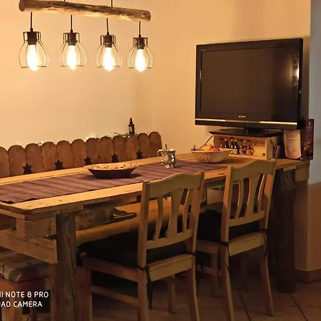 Mani's Place
