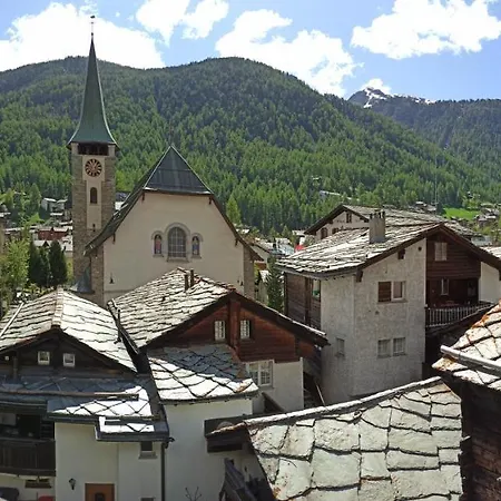 Mani's Place Проживание в семье